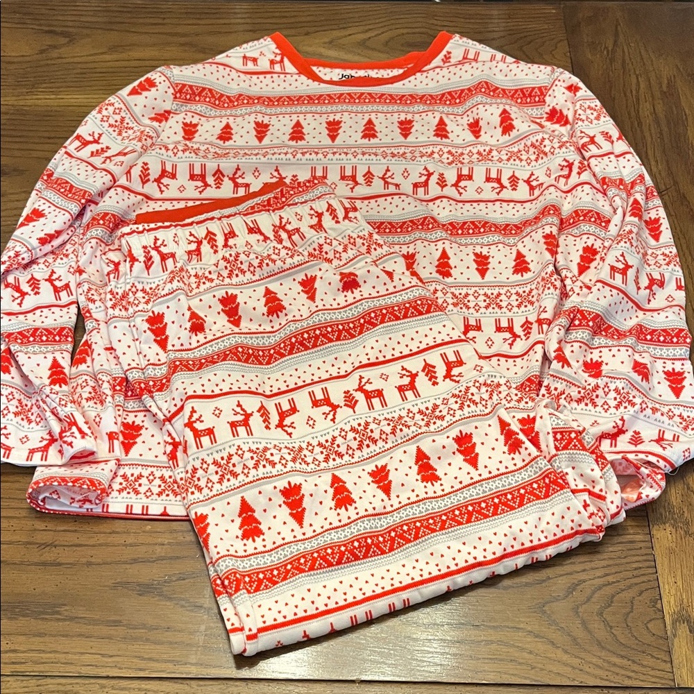 Jammies for Your Families Red and White Holiday Pajama Set, size 2XB, NWOT